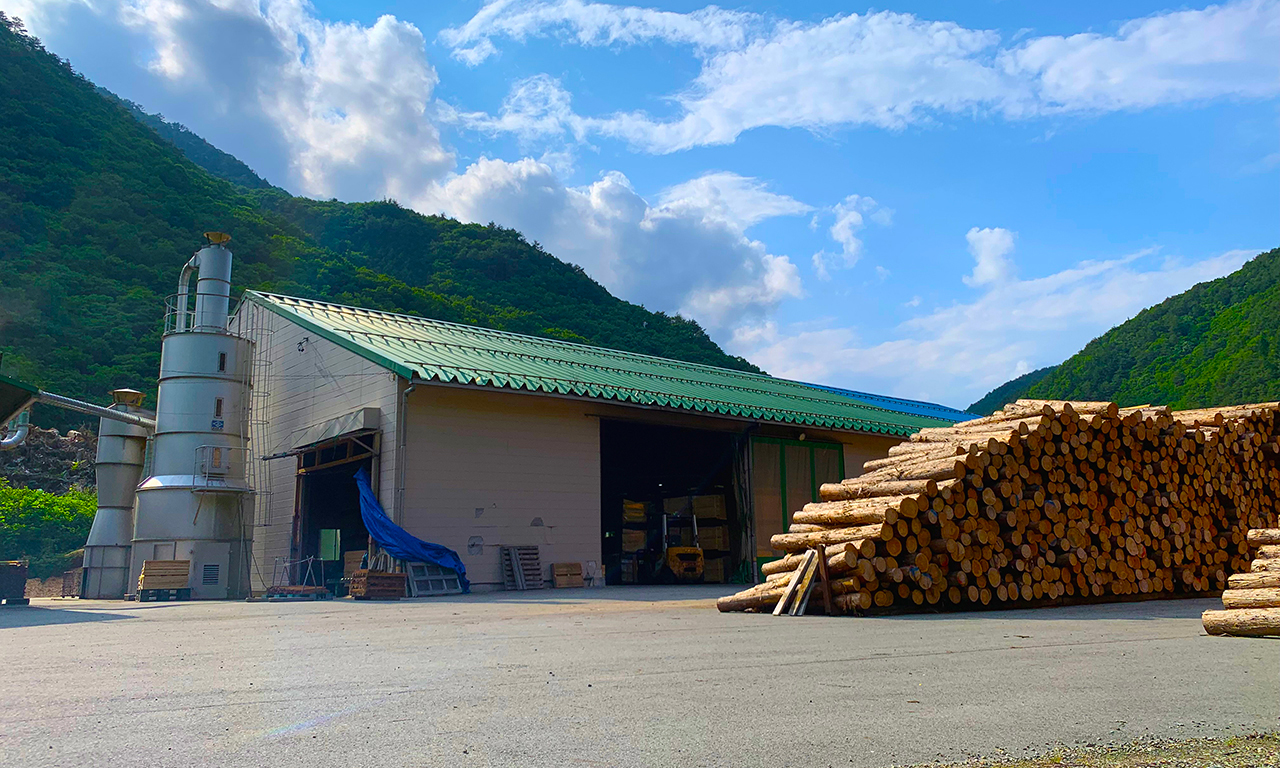 飛州木工　ラミナ　工場